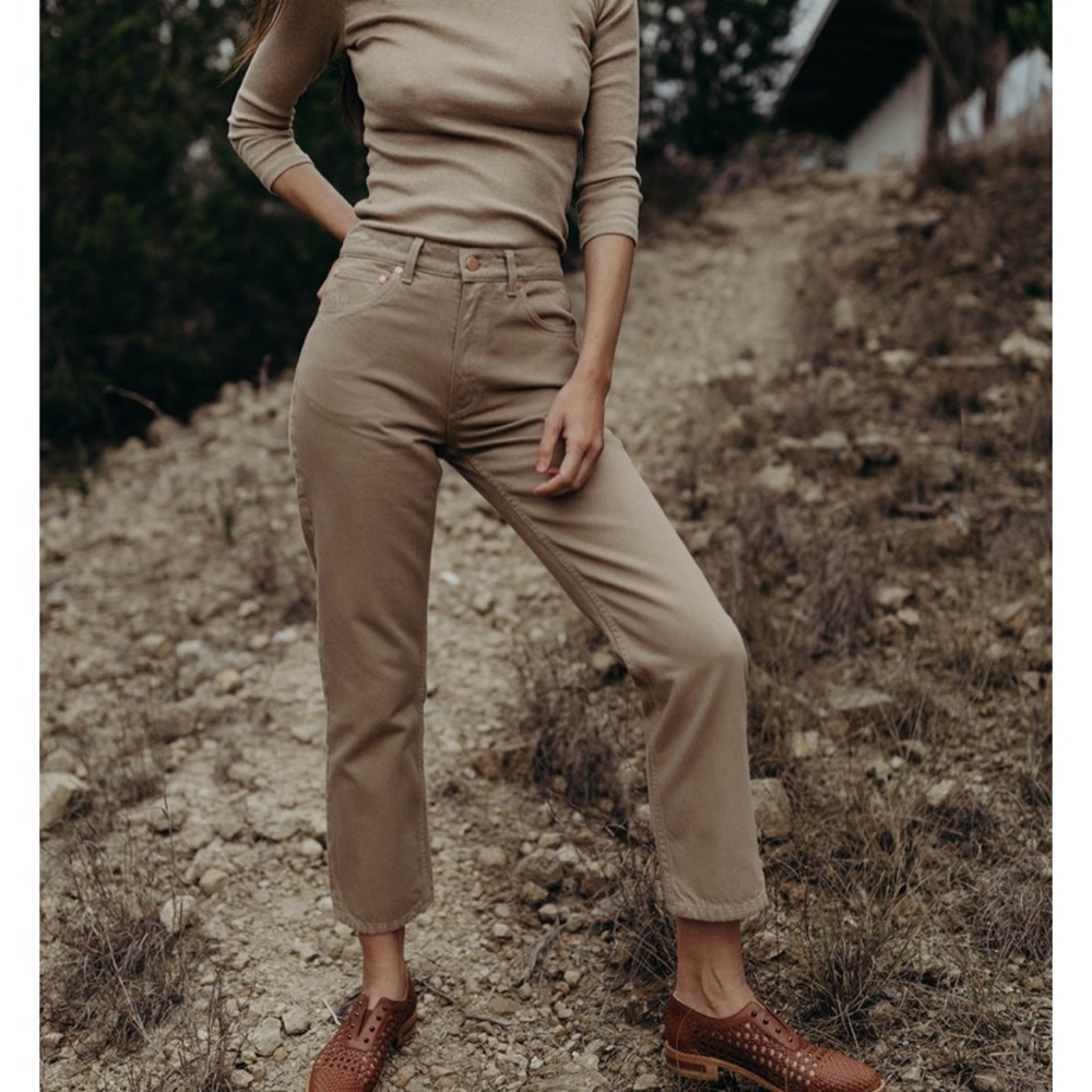 Esby Hayley Jean - Stucco. NWT